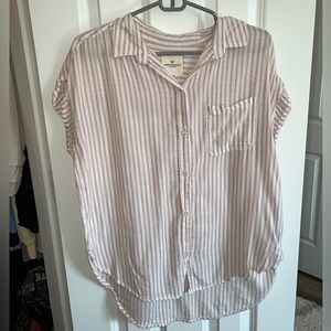 American Eagle pink and white linen button up top